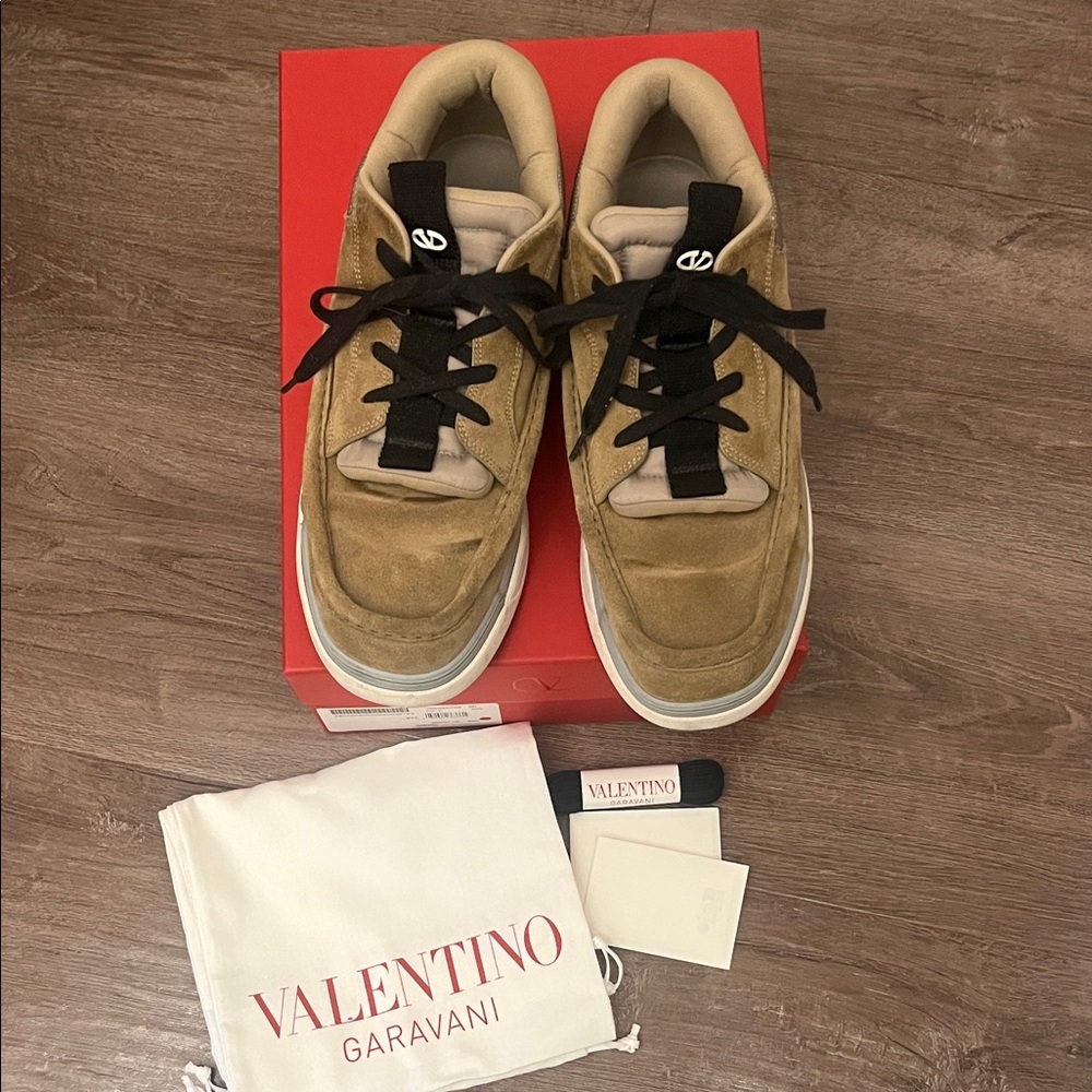 Valentino Garavani men’s boots size 44